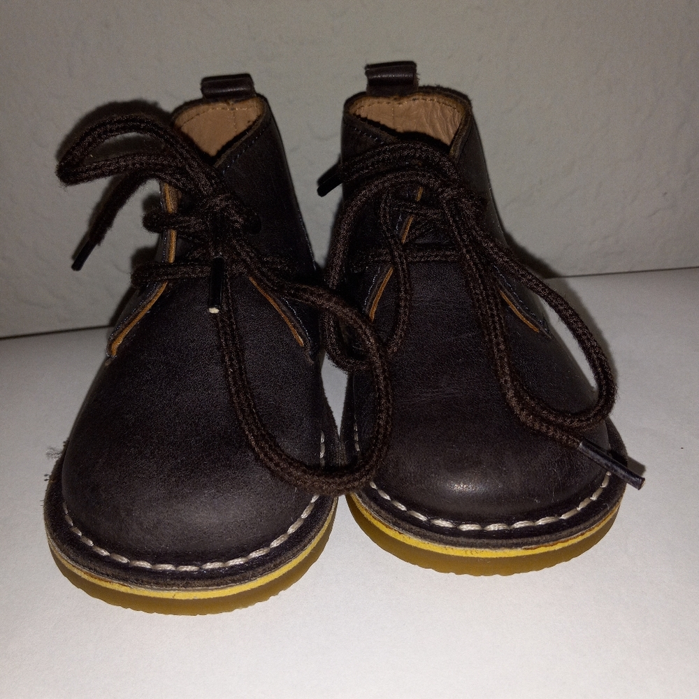 Brown leather toddler boys stride right walking boot.